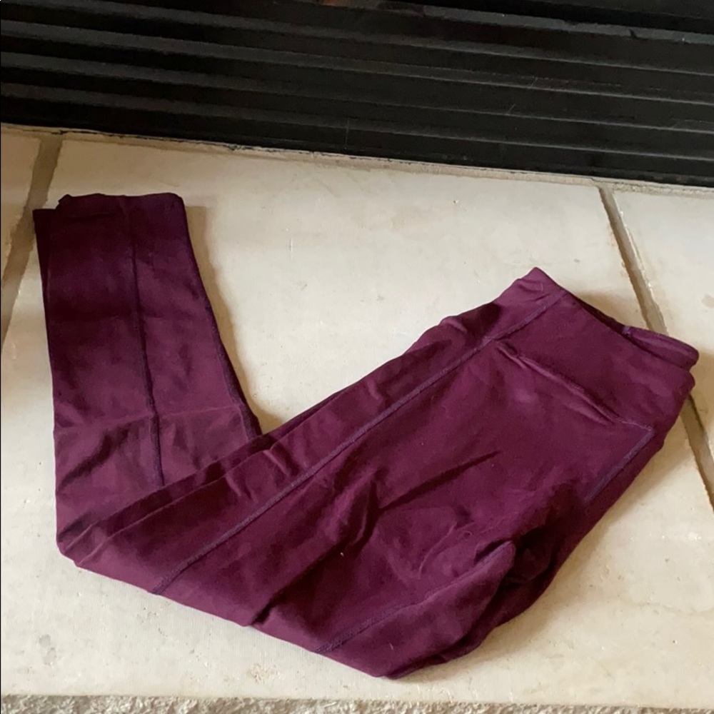 Maroon leggings
